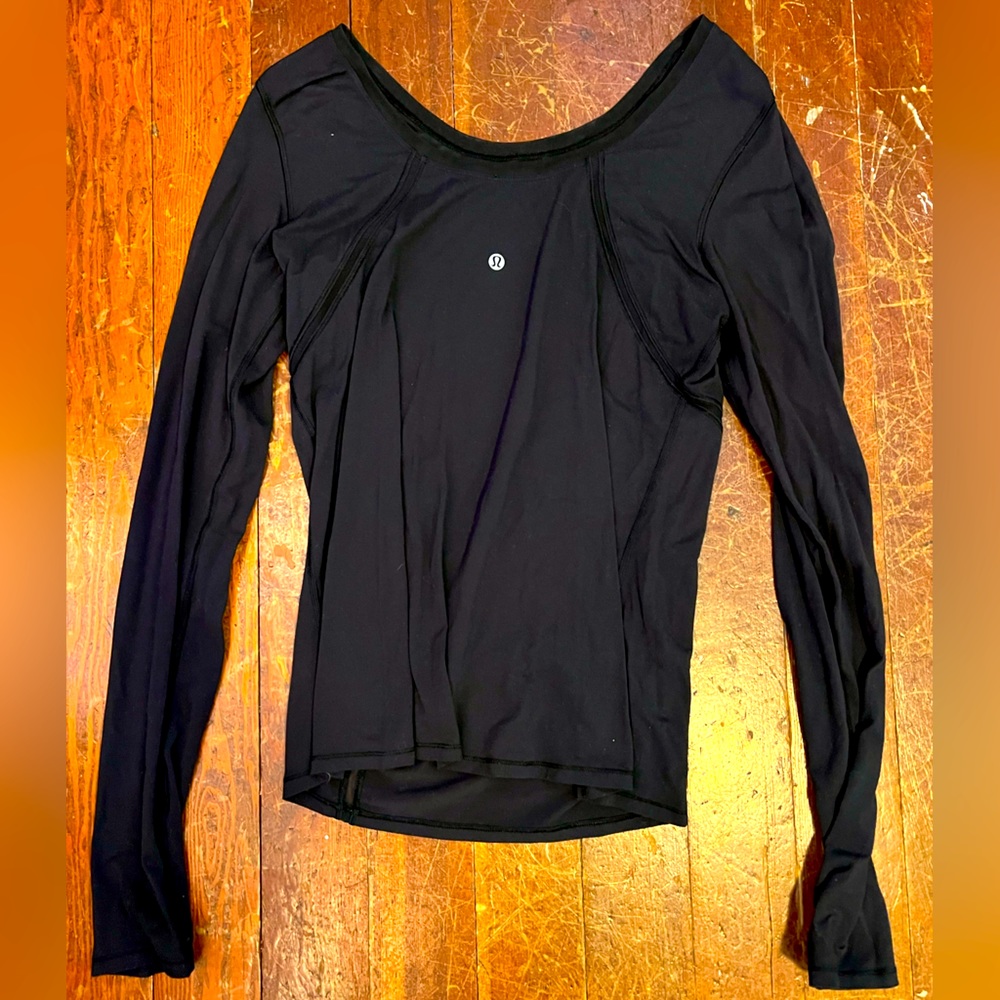 Lululemon wide neck long sleeve black size 8
